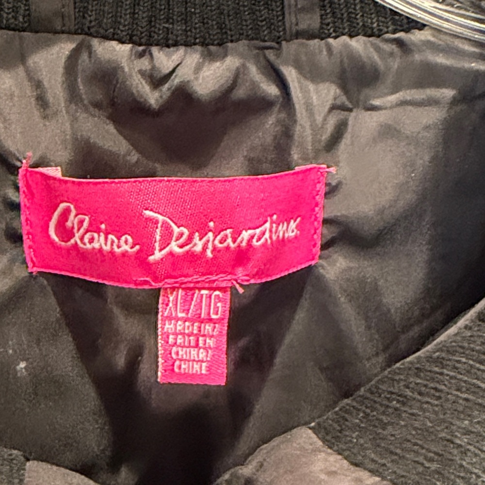 Claire Desjardins Quilted Zip-Front Vest in Multi-Color - Picture 3 of 4
